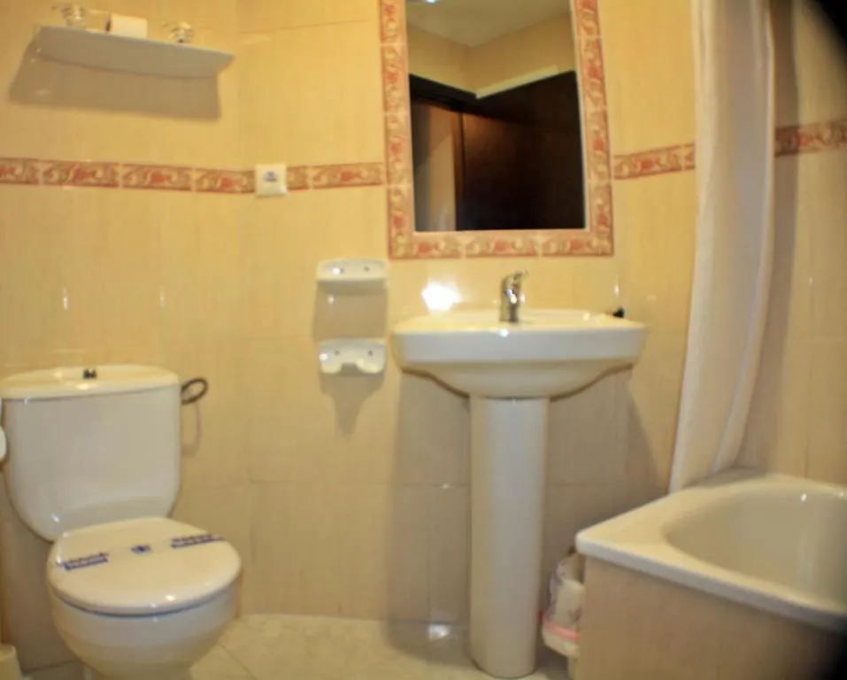 Hostal Carlos I La Línea de la Concepción
